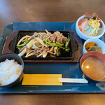 かふぇ 月のうさぎ - 焼き肉定食950円