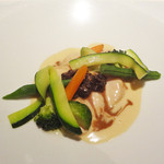 メゾン ポール・ボキューズ - ホロホロ鳥としんなりキューリ