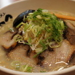 げんこつ - チャーシューメン大盛り