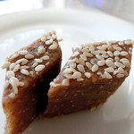 イラン・アラブ料理 アラジン - めちゃくちゃ濃厚でこってり、キャラメルのようです