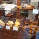 喫茶しま - パンも売ってます