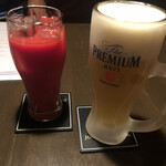 Resutorambarabazurokku - 生ビールとトマトジュース