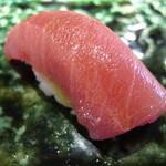 越乃 - 勝浦産まぐろ中とろ