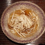 鈴田式 - 徳島の白甘鯛と長野の松茸の鍋仕立て