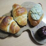 PARKER HOUSE BUTTER ROLL - パン達