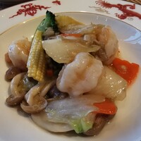 全聚徳 新宿店 - 蛯入り野菜炒め