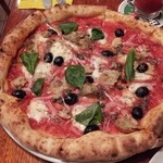 ピッツェリア ダ・アオキ タッポスト - カプリチョーザ