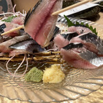 海鮮炭焼処とら太 - 秋刀魚のお造り