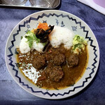 Cacacurry Re: NEAT NEAT - C:コフタ(肉団子カレー ラム・牛ミンチ)＋キャベツのマッルン 上から