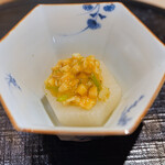 新ばし 星野 - 小蕪の伊勢海老、刻んだ松茸餡