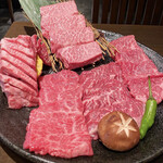 炭火焼肉 エイト - 