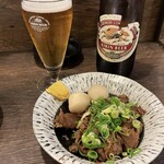 居酒屋　大ざわ - 瓶ビールと、牛すじ煮込み