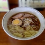 ラーメンかぶとや！ - ワンタンメン