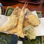 志蕎庵 江月 - 天婦羅は魚、海老、茸、野菜です