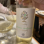 ピッツェリア・アッソ・ダ・ヤマグチ - 飲みやすくて軽いソービニョンは3,200円