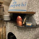 ピッツェリア・アッソ・ダ・ヤマグチ - ピッツァ窯ですよー