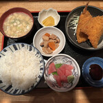 Koshiji - アジフライ定食