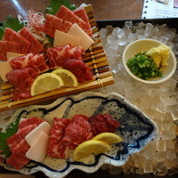 馬桜 下通り店 - 馬刺し3人前3800円