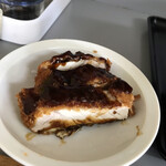 すずや食堂 - 半分は丼蓋に