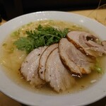 塩らー麺 本丸亭 横浜店 - 