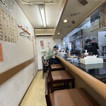 鴨町らーめん - カウンターのみ8席