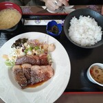 季さく - ランチ全体　国産サーロインステーキ