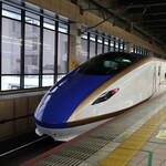 油や - 大宮(16:49) ⇒ 長野(17:45)　新幹線かがやき５１１号　金沢行(2022年10月)