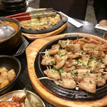 赤坂韓国料理・焼肉 兄夫食堂 - 　サムギョプサル