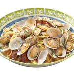 Vongole Bianco with plenty of clams