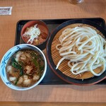 久兵衛屋 - 牛もつつけ汁うどん