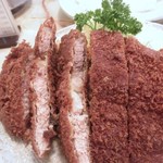 厚さは0.8cmくらい