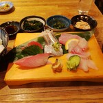 海鮮山 - 刺身定食（990円）