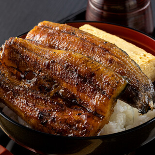 青手鰻を使ったうな丼・うな玉丼・うな重・せいろ蒸し