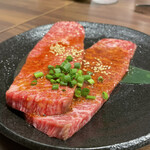 本格焼肉 韓国料理 徐家 - 上ロース(タレ)