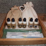 翠山亭倶楽部定山渓 - 部屋風呂アメニティ