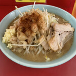 ラーメン二郎 - ラーメン、ニンニク増し、脂増し