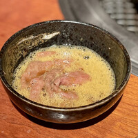 よろにく - ザブトンすき焼き トリュフ添え