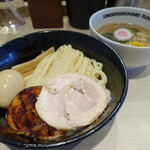 アンダーグラウンド ラーメン 頑者 - 特製つけ麺