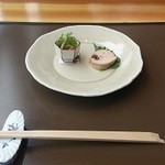 あおりいかのサラダと鶏の蒸し物