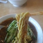 台湾料理 あじ仙 - 黄色い細麺