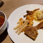 インプレイス 3-3 ヒルトン名古屋 - 