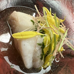 美会 - このクエ、もはや魚ではない。鶏肉のような食感でした。ライムで蒸して爽快な香りを満喫