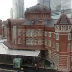 オーグードゥジュール ヌーヴェルエール - 窓の外は東京駅