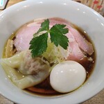 中華そば 麺壁九年 - 特製ラーメン　鶏油味　　税込み価格1100円