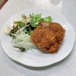 ゆたか食堂 - まぐろメンチ