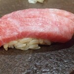 Tsukiji Aozora Sandaime Bettei - 大とろρ( ^ｏ^)b_♪♪