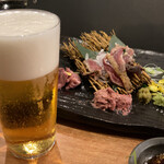 酒場 晴々 - ビールジョッキはこんな感じ