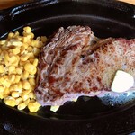 ステーキ・テキサス - 225gビーフランチ、上から。