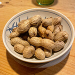 酒蔵 初孫 - 茹で落花生