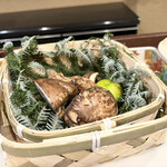 うを徳 - 松茸　3本38,000円